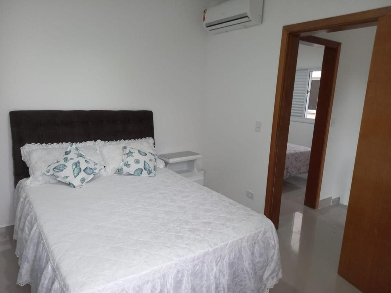 Sobrado 08 Com Duas Suites, Conf Гуаружа Екстер'єр фото