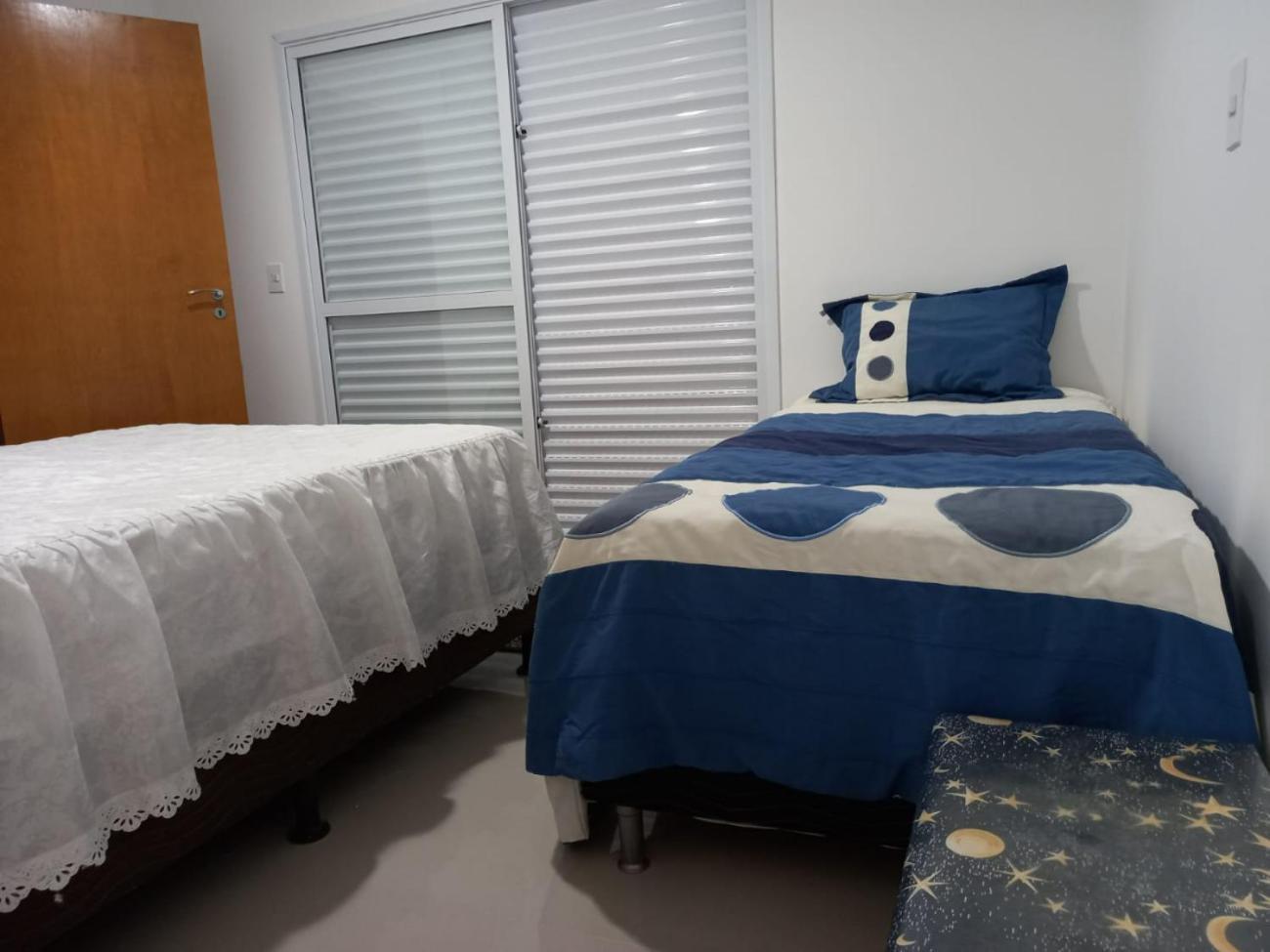 Sobrado 08 Com Duas Suites, Conf Гуаружа Екстер'єр фото
