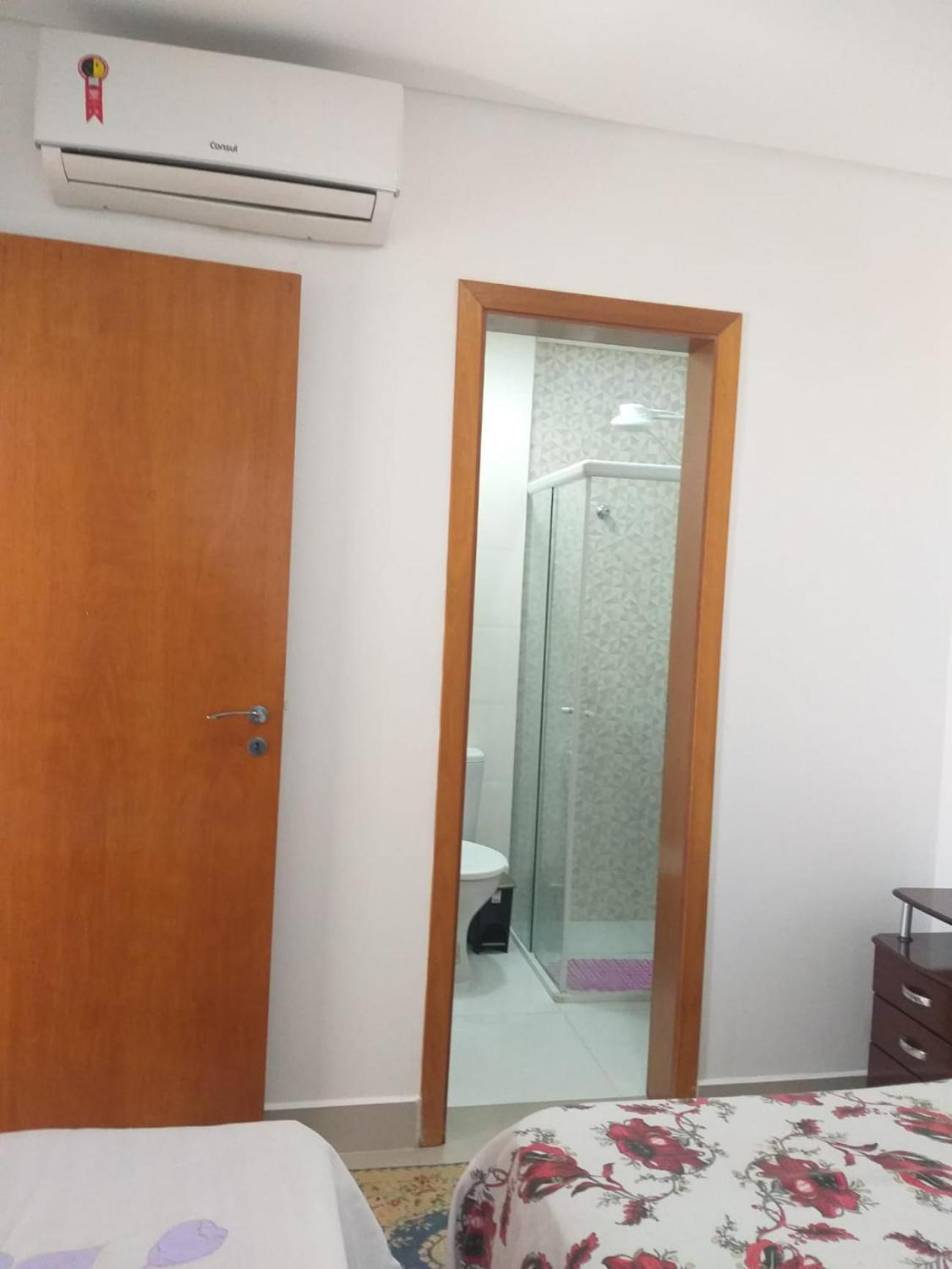 Sobrado 08 Com Duas Suites, Conf Гуаружа Екстер'єр фото
