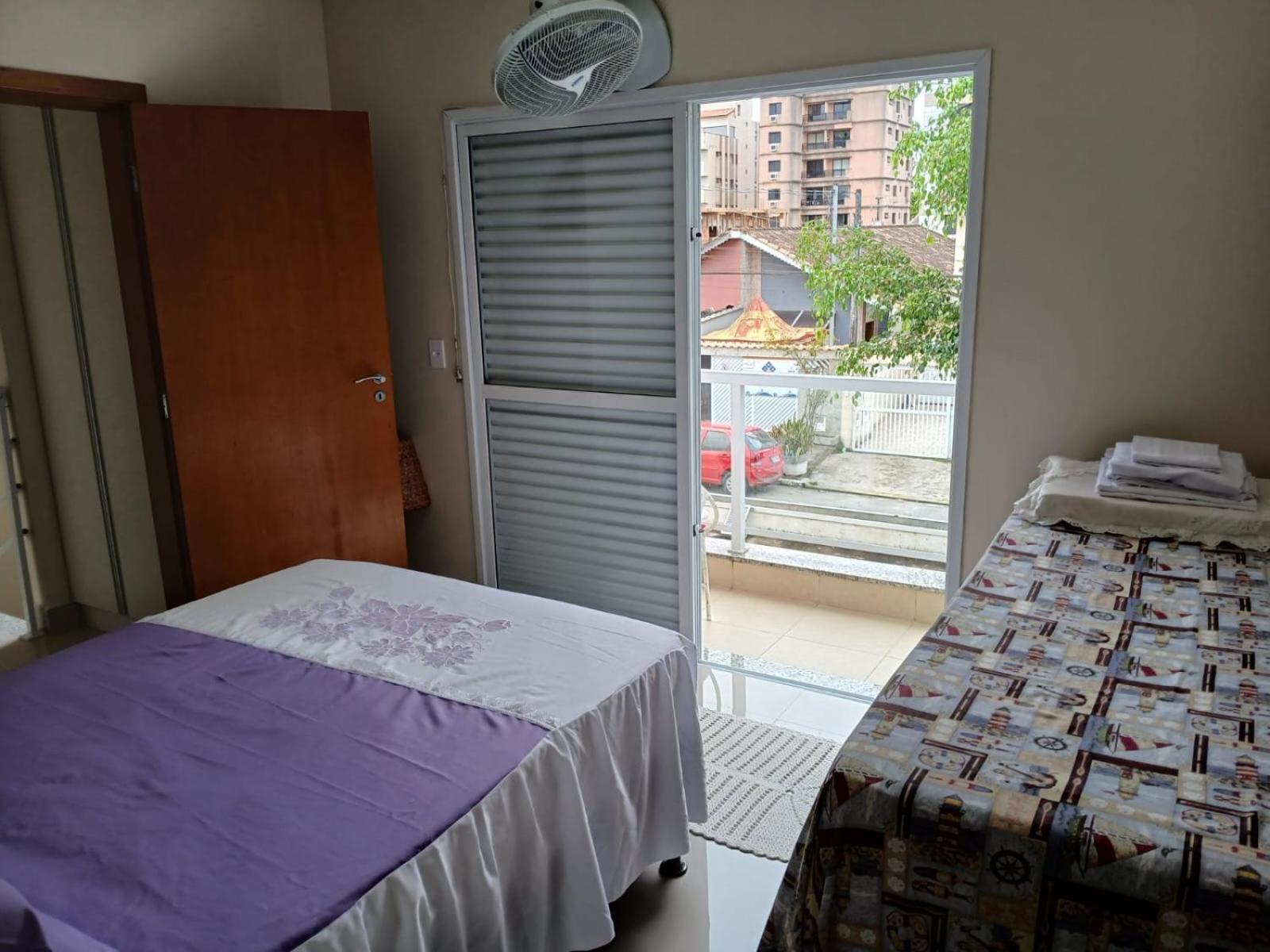 Sobrado 08 Com Duas Suites, Conf Гуаружа Екстер'єр фото